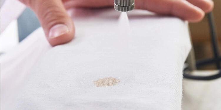 シミ抜きは無料サービス