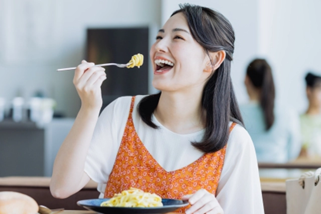 「いつも通りの食事と清潔さ」という生活の自由